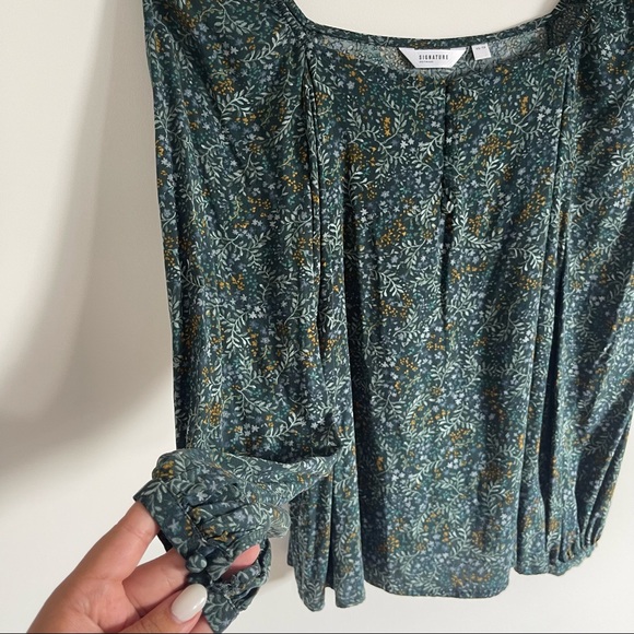 Reitmans Pattern Blouse - Picture 3 of 5